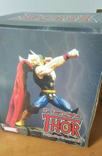 THOR AVENGERS & ADVERSARIES MARVEL DIAMOND Statue Damage - Foto 7 di 7