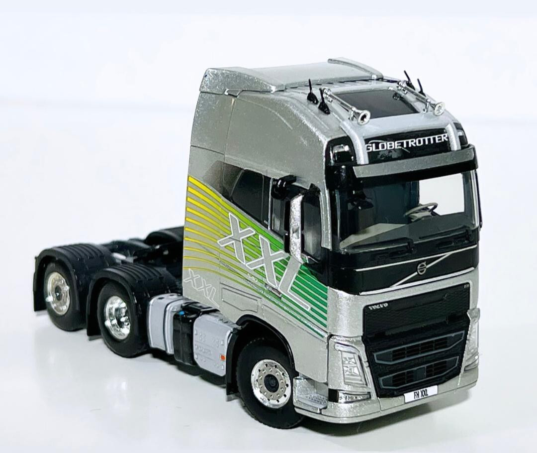 No83 ミニカー1/50 VOLVO FH4 Axle Ballasted Volvo FH4 globetrotter XXL 6x2 tag axle, WSI truck models 1:50
