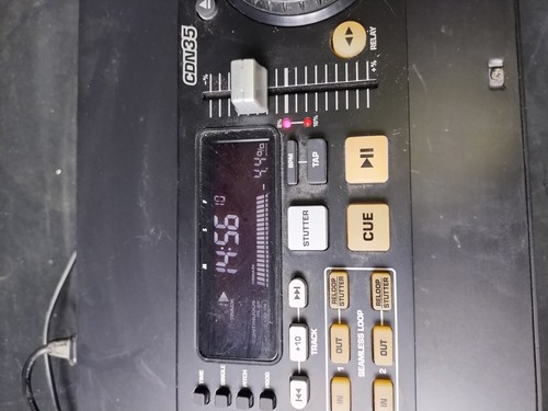 Numark CDN 35 Professional Dual CD Player - Picture 6 of 16