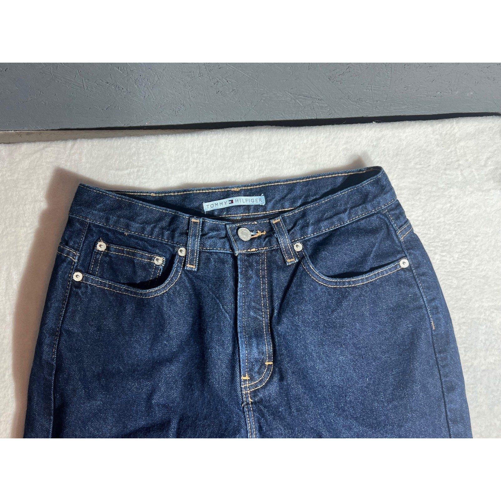 Vintage Tommy Hilfiger High Rise Straight Leg Jeans Dark Wash Denim Size 10 x 33