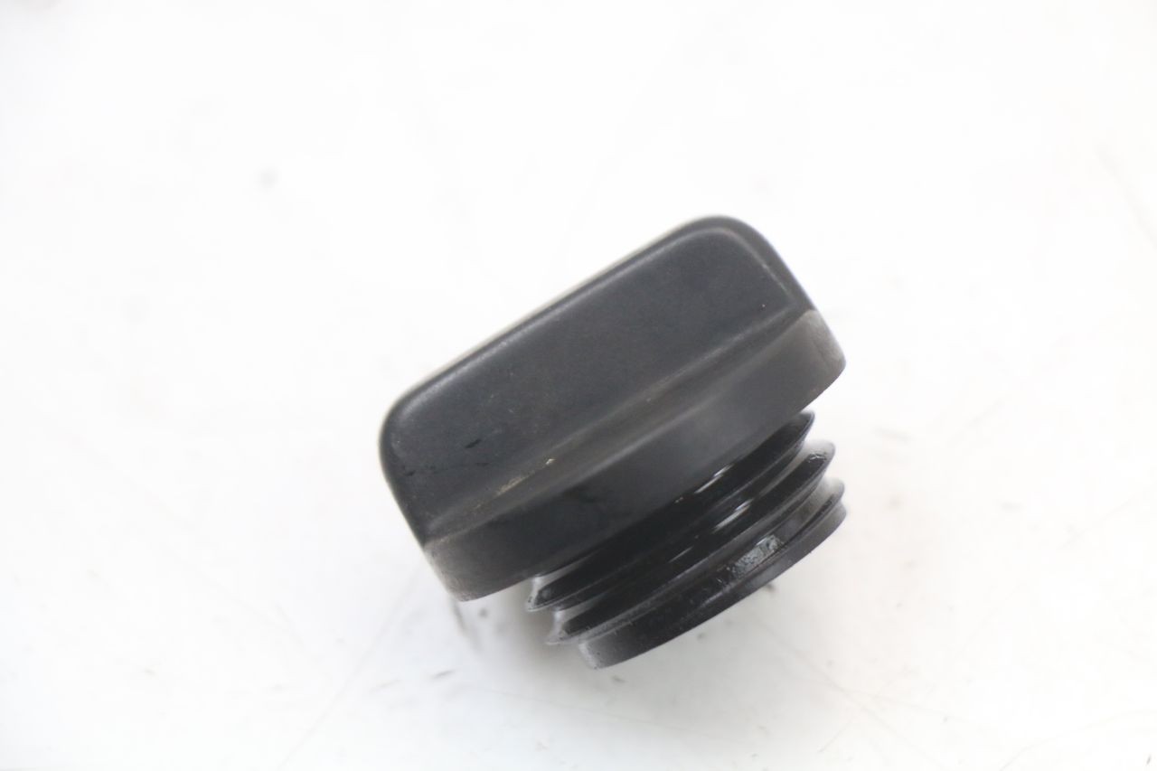 ENGINE OIL CAP - YAMAHA FJR ABS 1300 (2006 - 2012)