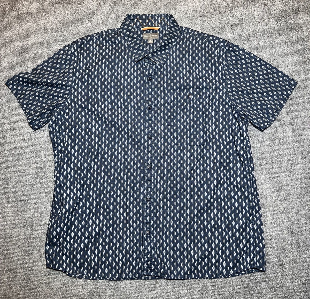 LL Bean Signature Blue Geometric Button Up Short Sleeve Shirt Men Large Regular