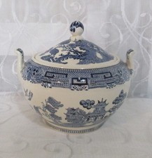 Vintage Wedgwood Willow Pattern Lidded Sugar Bowl 13cm Diam (incl Handles)
