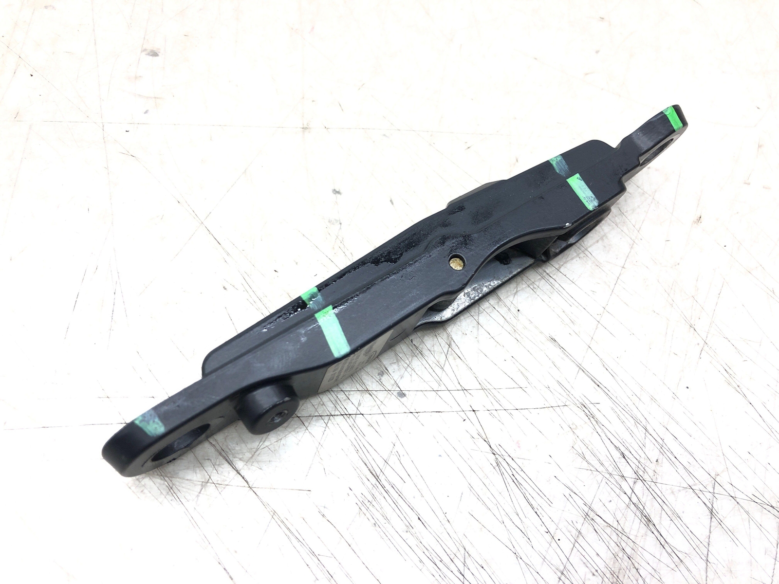 2009 ASTON MARTIN VANTAGE CONVERTIBLE LIFT STRIKER PLATE SET 4G43-765010-AD OEM
