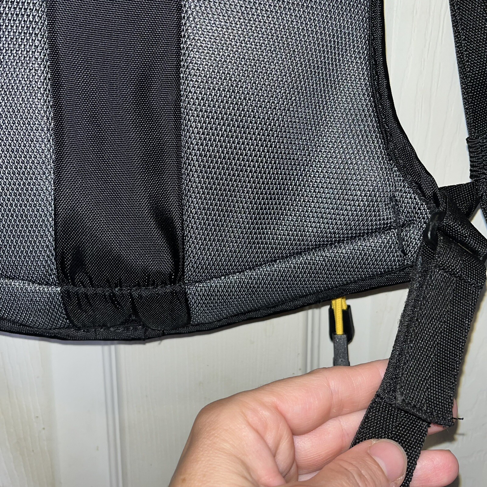 Camelbak Rocket Hydration Pack Black Yellow Backpack 72oz 2.1L No Bladder