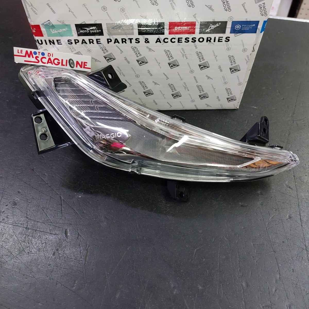 Fanale Freccia Destro Anterolaterale 85x54 Mm - Omologato, Ambra, Made In Italy Per Veicoli