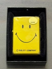 Zippo SMILEY COMPANY 2002 YELLOW Lighter
