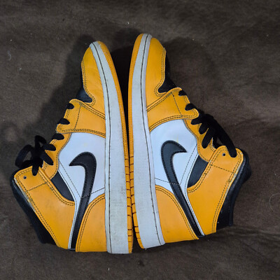Nike Air Jordan 1 Mid Yellow Toe Black White (554725-701) Size 5.5
