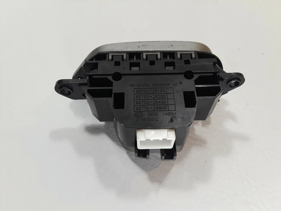 2007 Kia Optima Steering Wheel Stereo Control Switch O106 - Image 3 of 4