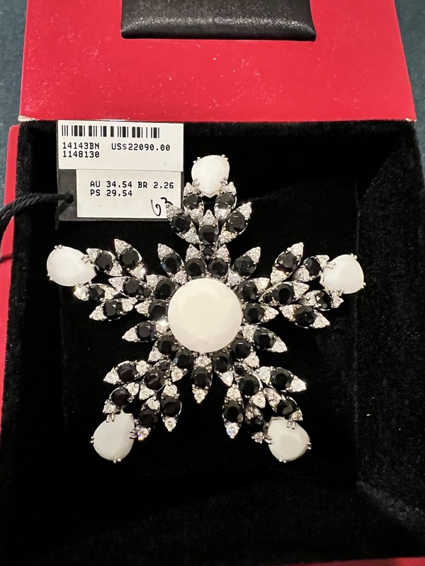 New $ 22 100.Pasquale Bruni Ghirlanda 18k White Gold Diam. 2.26ct & Kogolong Pin