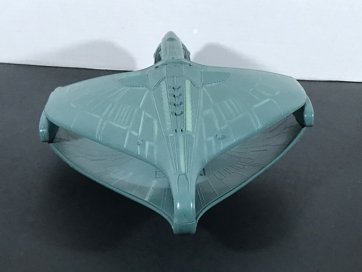 Star Trek TNG ROMULAN WARBIRD Playmates 1993 TESTED Lights Sounds