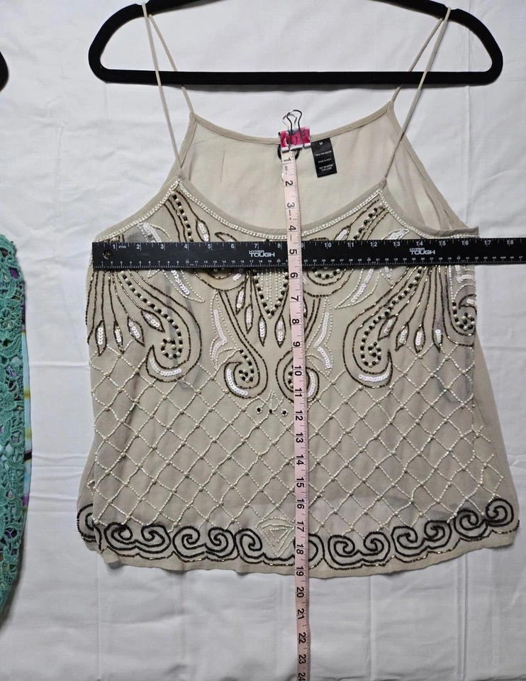 Lote De 2 Prendas para el torso de Vestido Urban Outfitter BKE Boutique Talla Med Adornadas Sin Mangas Foto 4 de 4
