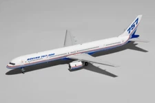 Inflight200 House Colors Boeing 757-300 N757X Rollout IF753757X