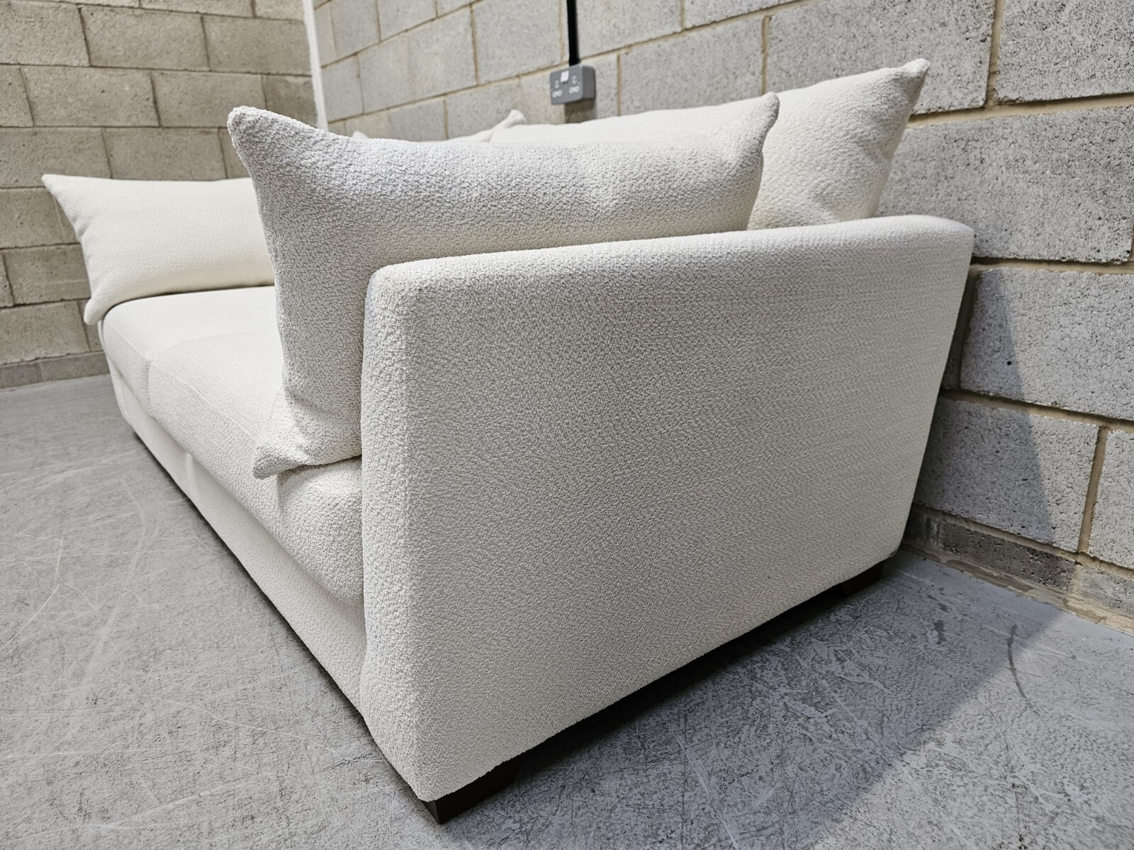 Sofology Tallulah Designer Large 3 Seater Sofa In White Cosy Boucle RRP