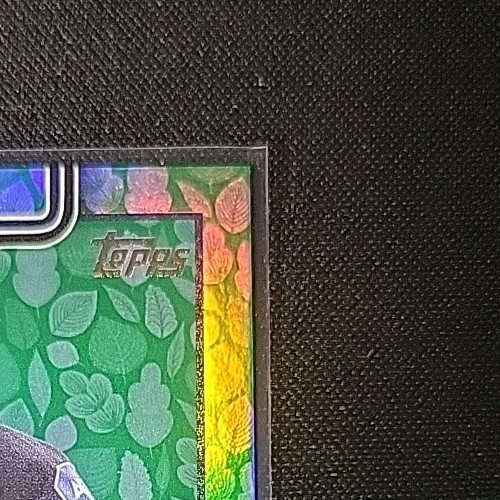 2025 Topps Series 1 - Holiday Easter Egg Parrell Jake Burger #330 Plus Base - Picture 4 of 11