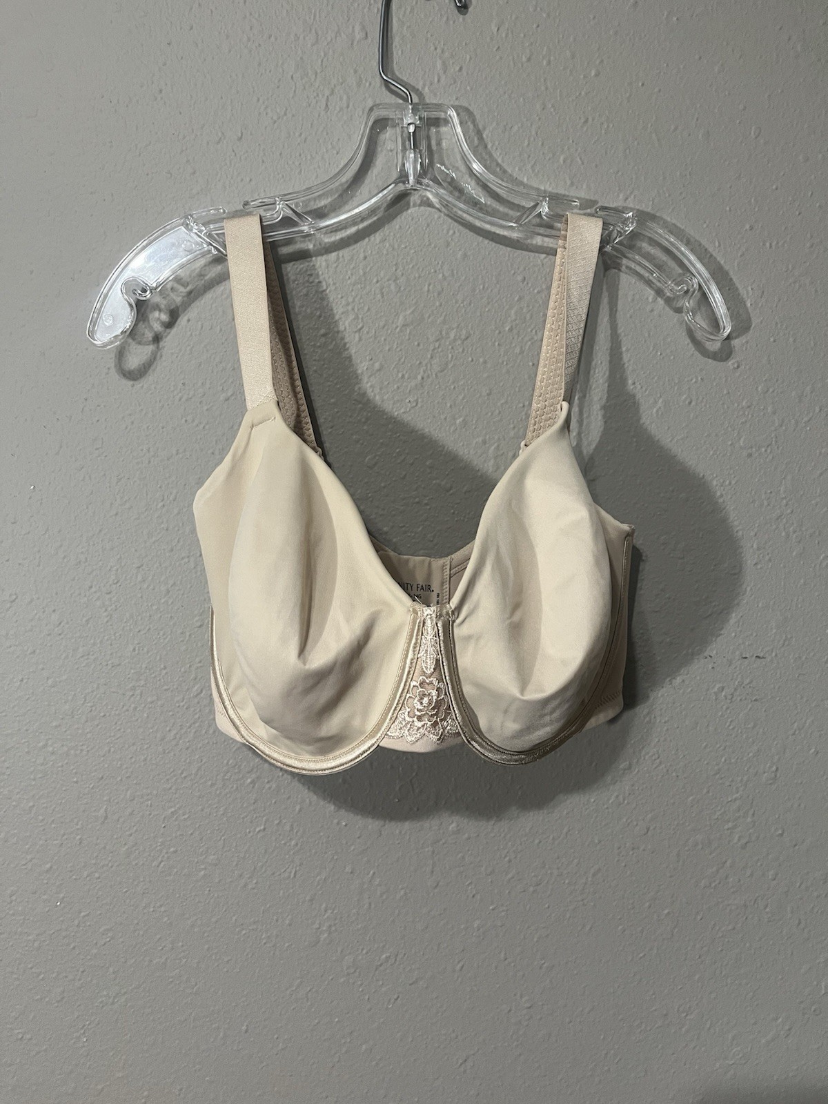 Vanity Fair Women's Beige Bra 34G