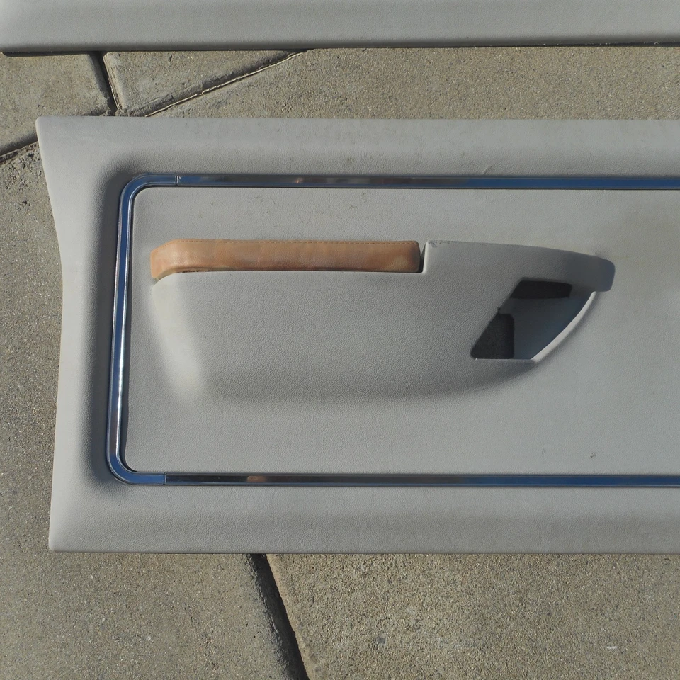 Dodge Adventurer W150 D100 D200 1972-1974 camioneta Ramcharger paneles de puerta con molduras Foto 2 de 4