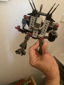 LEGO Exo-Force Cyclone Defender 8100 & Claw Crusher 8101