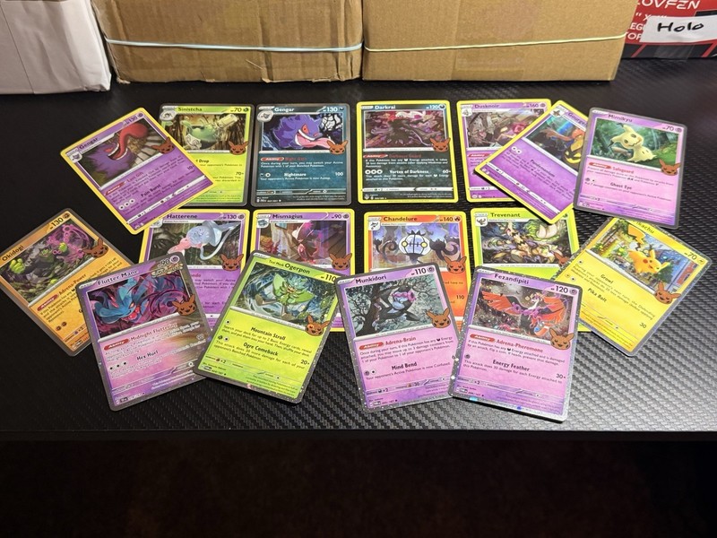 Pokemon TCG 17 Trick Or Trade Cards All Holo rare  Mixed Sets Bundle