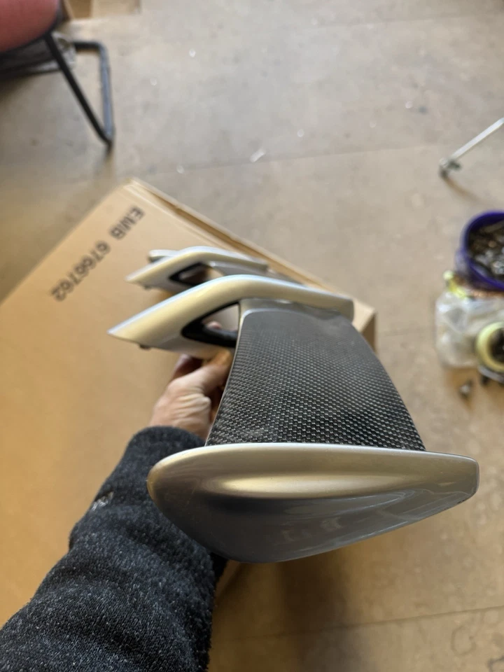 Mini R56 Carbon JCW Boot Spoiler Wing - Image 2 of 4