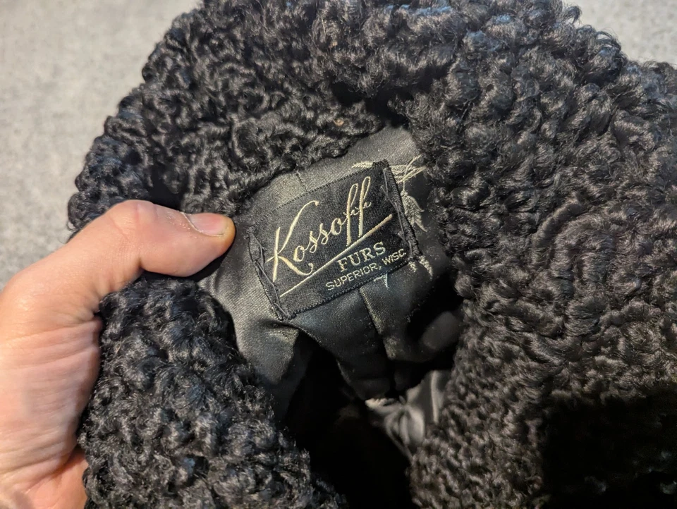 Capa de piel de cordero persa vintage para mujer talla única chal envolvente negro forrado rizado  Foto 2 de 4