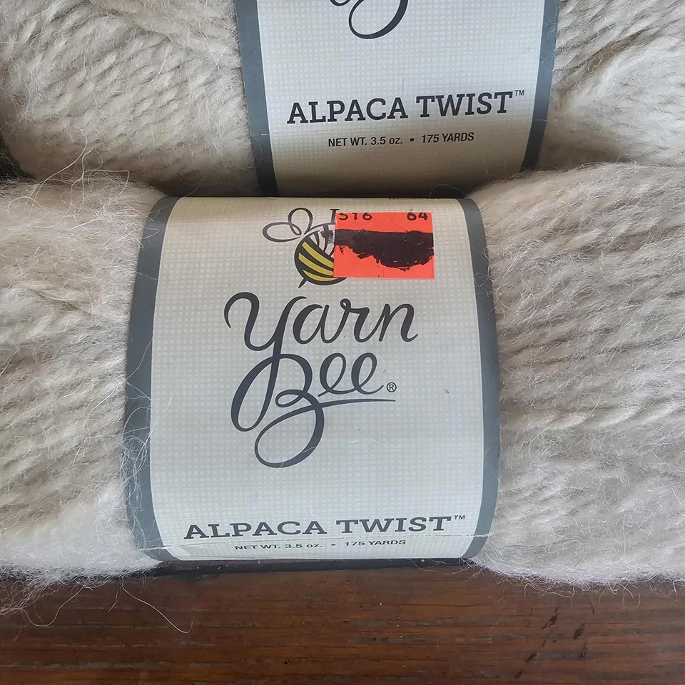 Yarn Bee Alpaca Twist 6 Ecru Retired 3.5 Oz 175 Yds Soft Fuzzy Crochet - Image 4 of 4