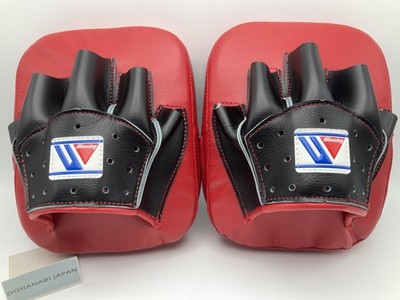 Winning Boxing Small Punching Mitts CM-10 Oval Handschuhe Rot Schwarz Curved ...