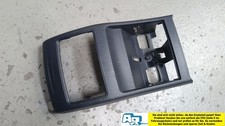 Deckel Abdeckung Mittelkonsole hinten Mercedes-benz A-klasse Bj 2015 Deckel Abdeckung Mittelkonsole hinten Mercedes-benz A-klasse Bj 2015