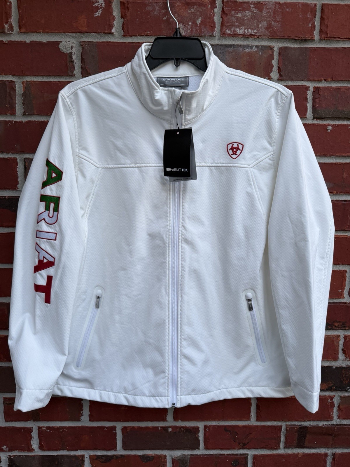 NWT Ariat Women’s Sz 2X White Classic Team Full Zip SoftShell Mexico Jacket F7