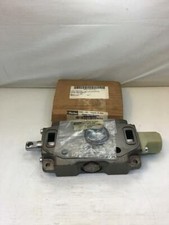 13893 Parker-Hannifin Directional Control Linear Valve 4-Way Valve New in Box