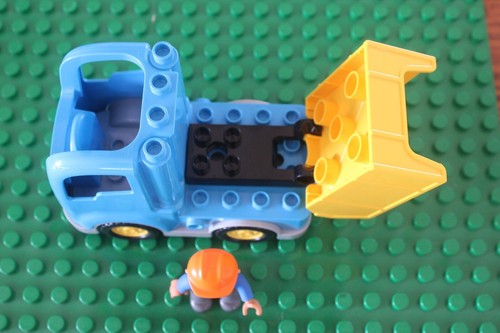 Lego Duplo Construction Blue Dump Truck Man Worker Figure Yellow - Picture 2 of 3