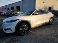 Passenger Right Fuse Box Engine Fits 21-22 MUSTANG MACH-E 1641872