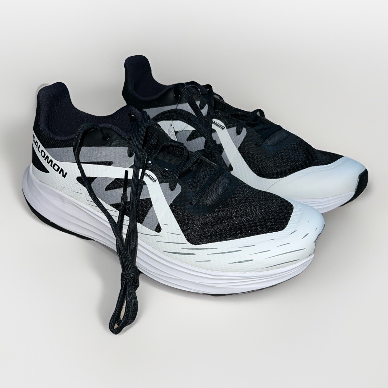 Taglia 10 5 Scarpe da Trail Running Salomon Ultra Flow Nero Bianco 475253 Uomo Nuove con etichette