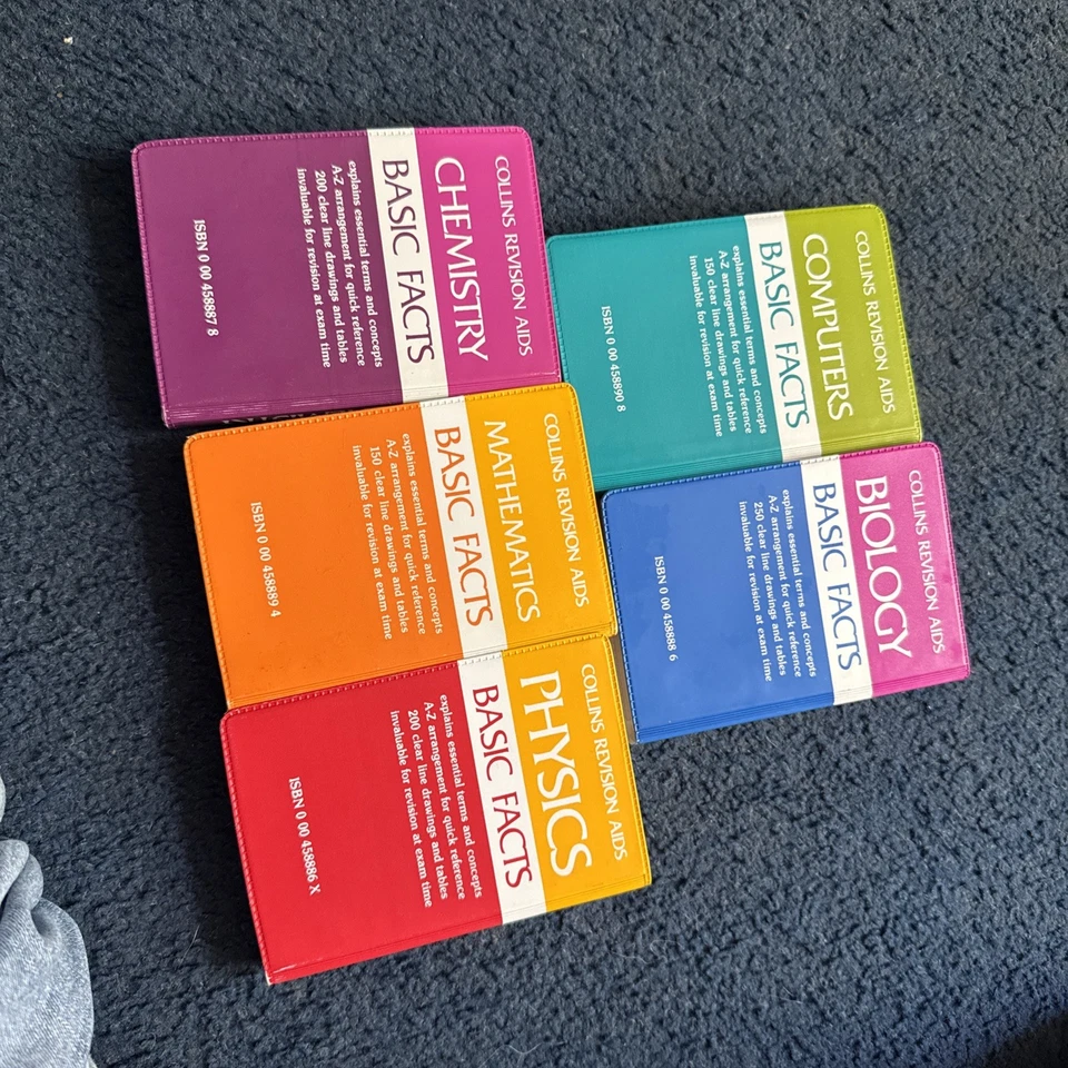 Collins Gem Basic Facts Set Of 5 Books Biology Computers Maths Physics Chemistry - Image 4 of 4