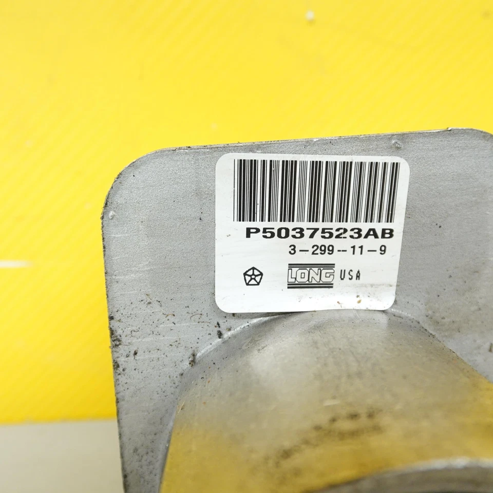 Dodge Charger 2012-2023 enfriador de aceite de motor 6,4 L 5,7 L 5037523ab Mopar Foto 2 de 4