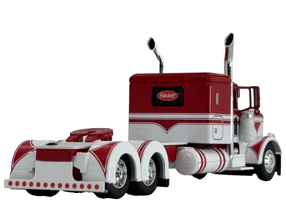 1/64 DCP RED/WHITE PETERBILT 389 W/ 48" FLAT TOP SLEEPER - Image 2 of 4
