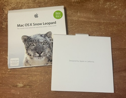 Apple Mac OS X Snow Leopard Version 10.6.3 Installations DVD + 2 Apple Aufkleber - Bild 2 von 5