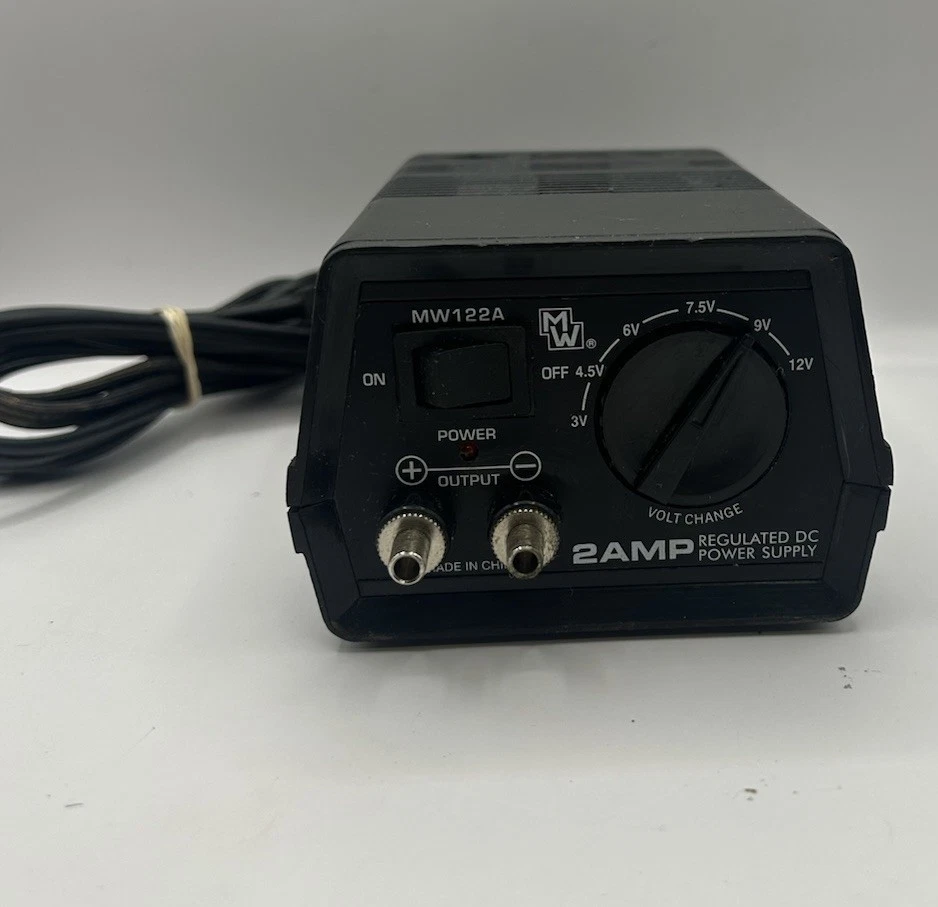 Fuente de alimentación DC regulada 3V ~ 12V MW122A 2 AMP Universal HD Fuente de alimentación DC Foto 2 de 3