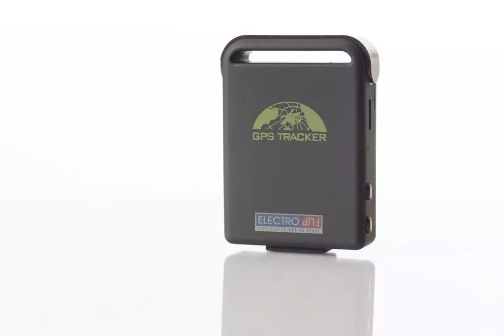 Spy Satellite GPS Tracking Device for Flatbed Fleet Surveillance