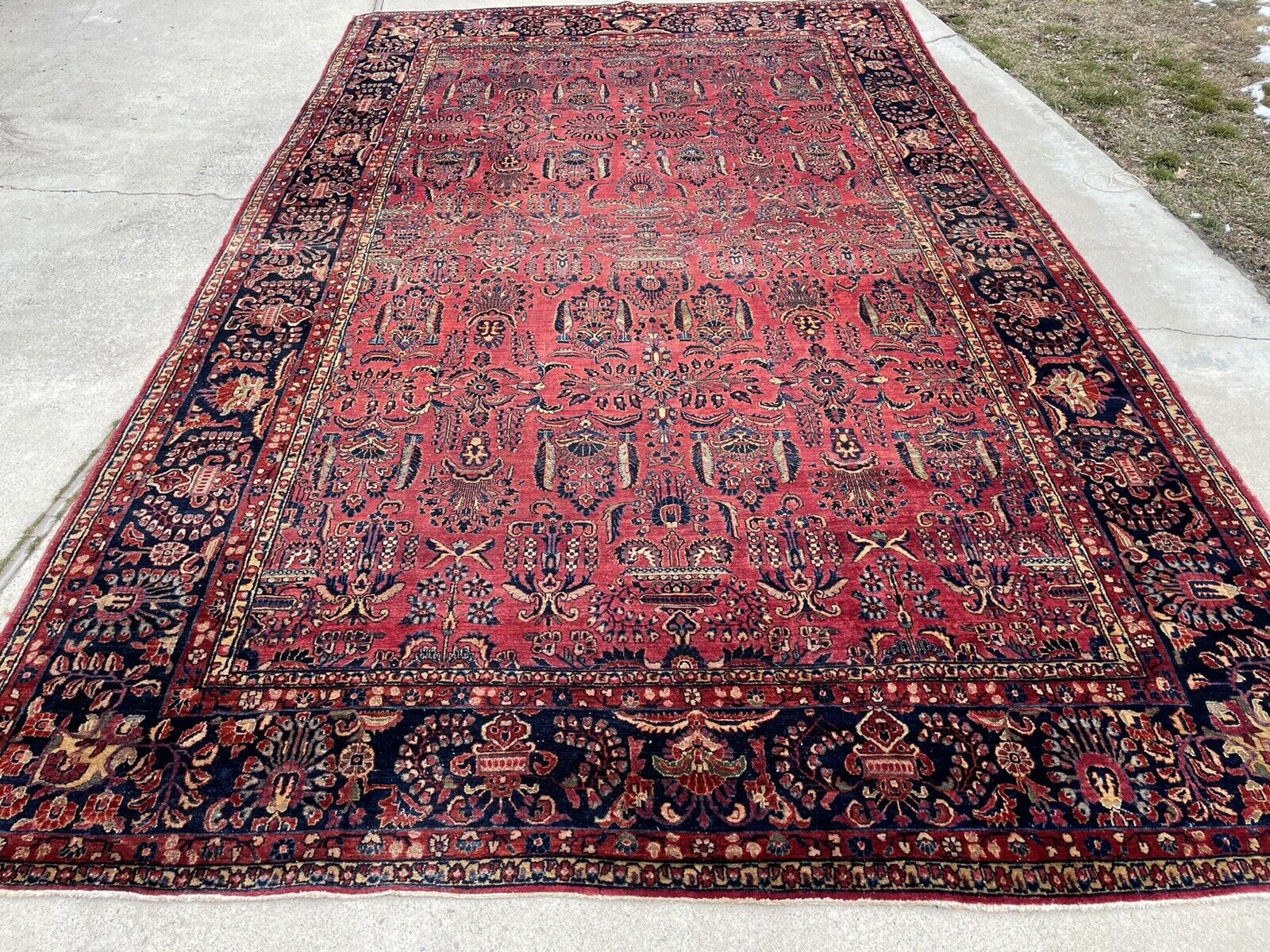 Over Sized Antique Sarouk Hand knotted Oriental Carpet