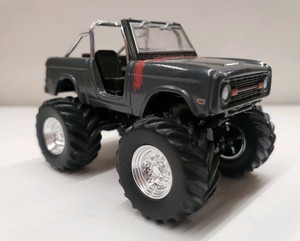 Details About Custom Made Lifted 1970 Ford Bronco Truck 164 Scale 4x4 Monster Mud 4wd 67 76