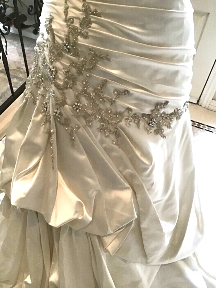 IMPRESSION  NEW Bridal gown Wedding Dress Fit & Flare  Ivory Luster Satin 12  - Image 4 of 4
