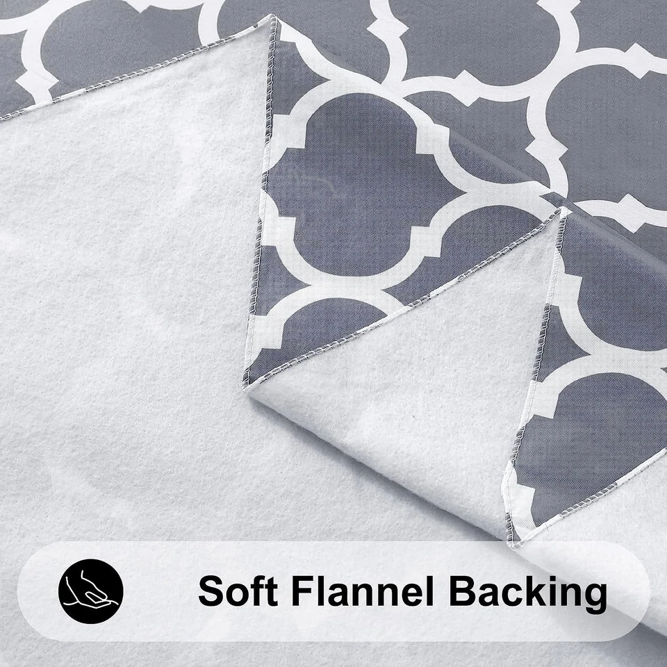 Mantel Rectangular, Impermeable, con Respaldo de Franela, 60" x 84" Gris - Image 4 of 4