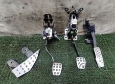 04-11 Mazda RX-8 SE3P Accelerator Brake Clutch Pedal & Foot Rest 4 Piece Set