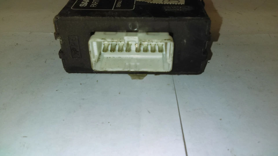 2005-2006 Saab 9-2X anti theft module H7110FE010 - Image 3 of 3