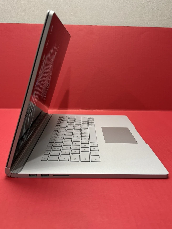 Microsoft Surface Book 3 1899 15” i7 1065G7 1.3GHz 10th 16GB RAM 256GB SSD Táctil Foto 3 de 4
