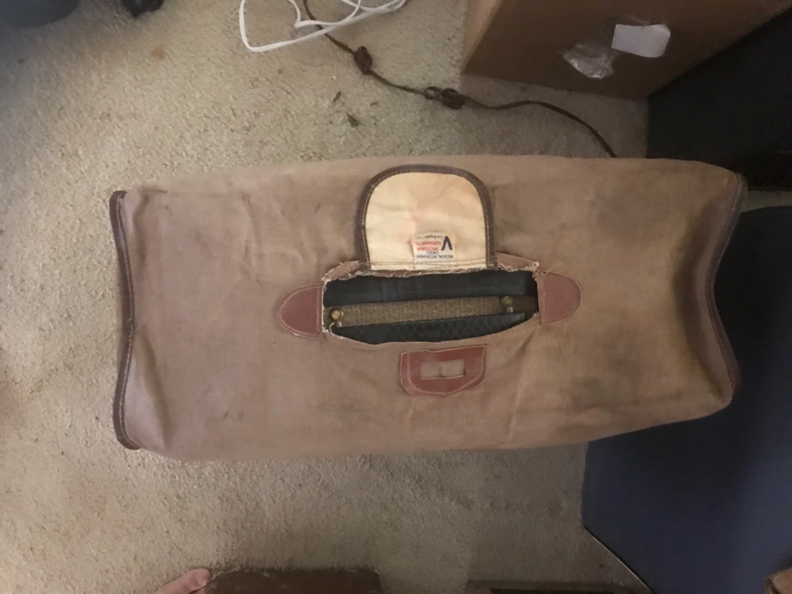 Picture 3 of 4