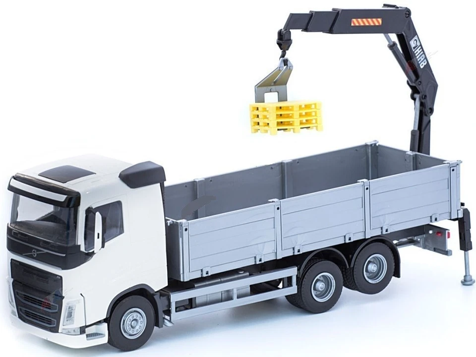 EMEK - Camion porteur avec grue de chargement HIAB – VOLVO FH 6x4 blanc - 1/2... - Photo 1/1