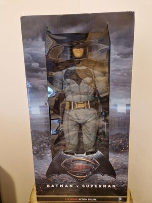 Batman NECA 1/4 Scale Figure - Batman v Superman (Ben Affleck) - Open Box Mint