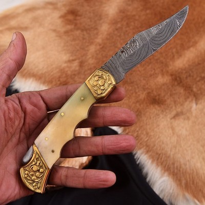 Custom Made Hand Forged Damascus Steel Folding blade Pocket Knife